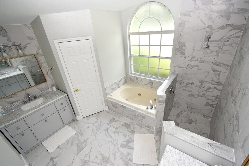 Photo of Bathroom in Greater Groves