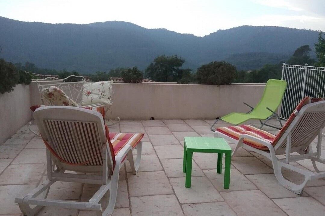 Photo of Patio Balcony in Bagnols-en-Foret