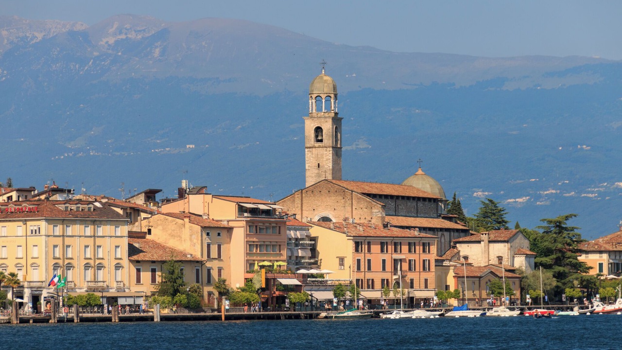 Photo of Others in Vesio