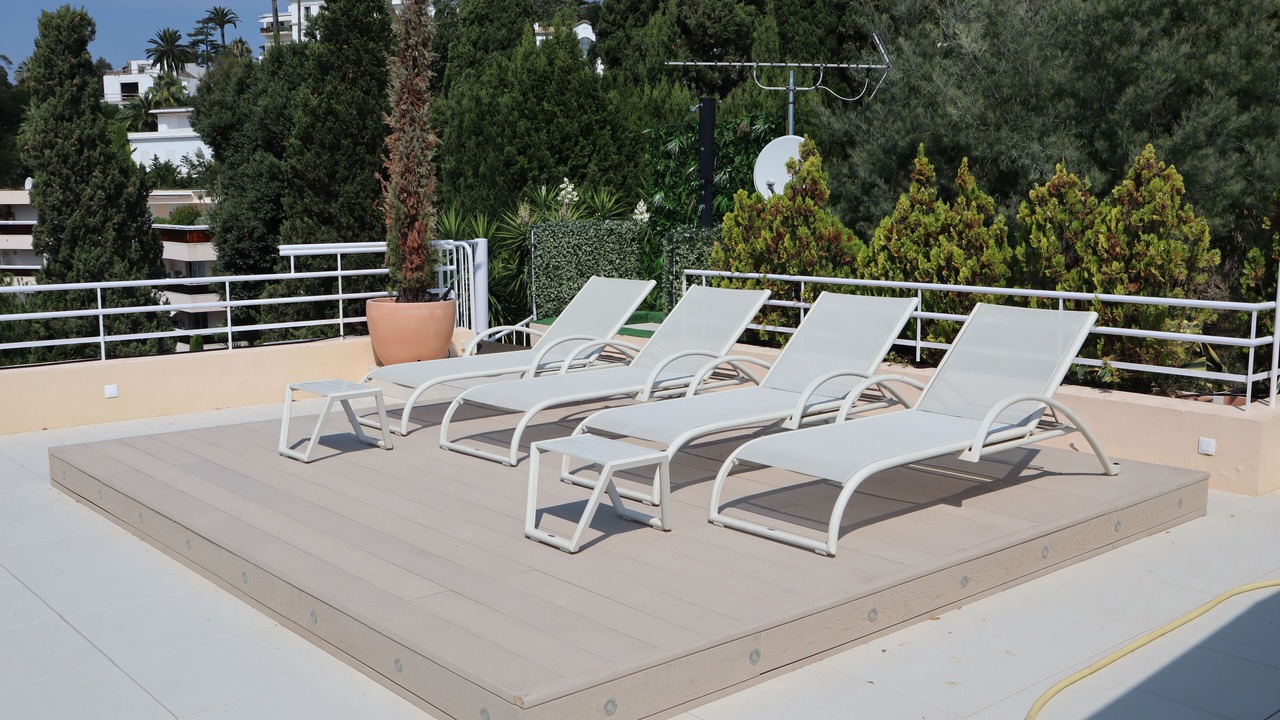 Photo of Patio Balcony in California - Pezou