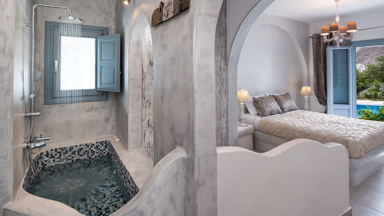 Photo of Bathroom in Kamari