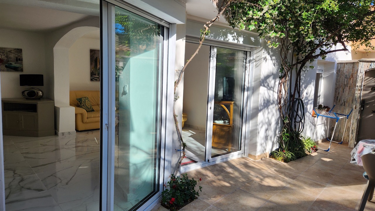 Photo of Patio Balcony in Plage de la Garonnette