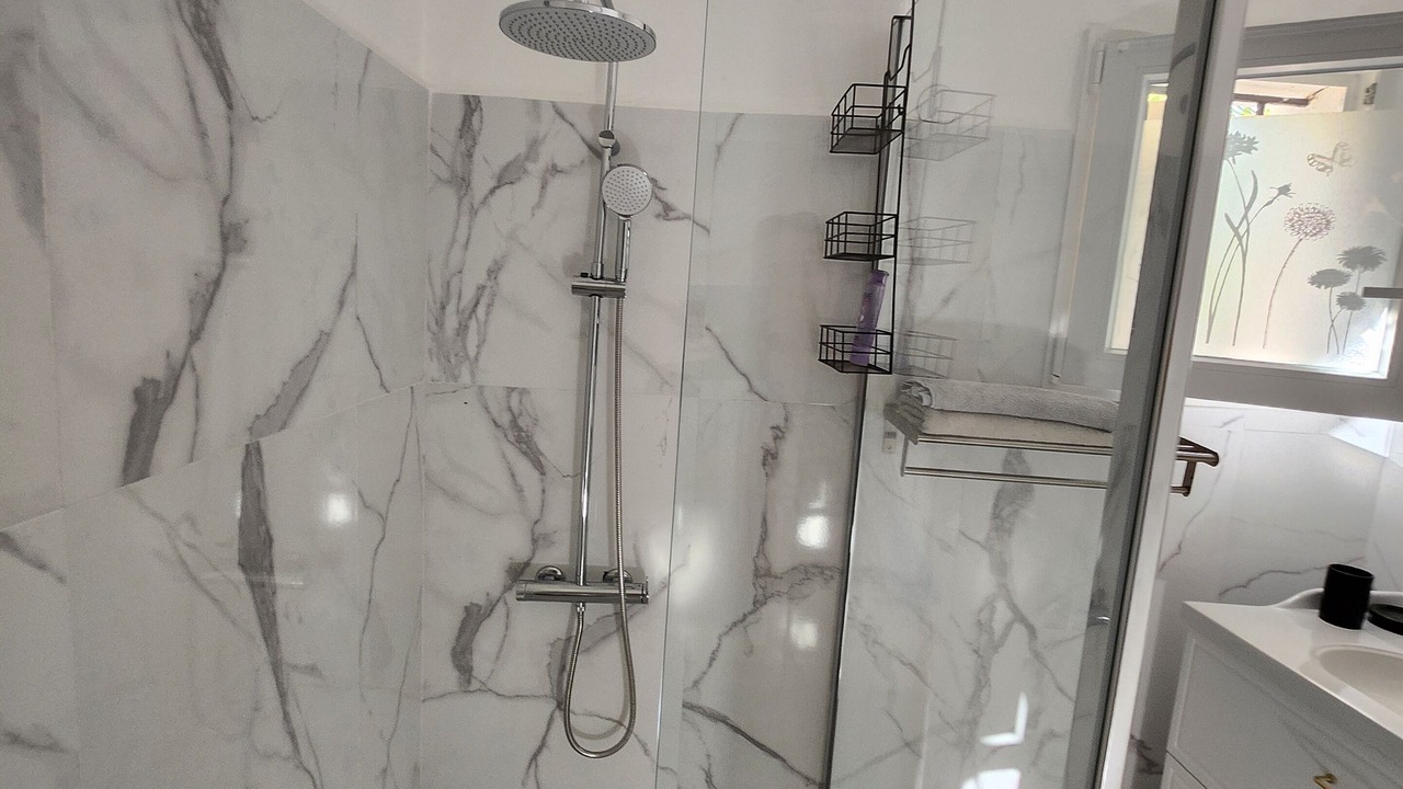 Photo of Bathroom in Plage de la Garonnette
