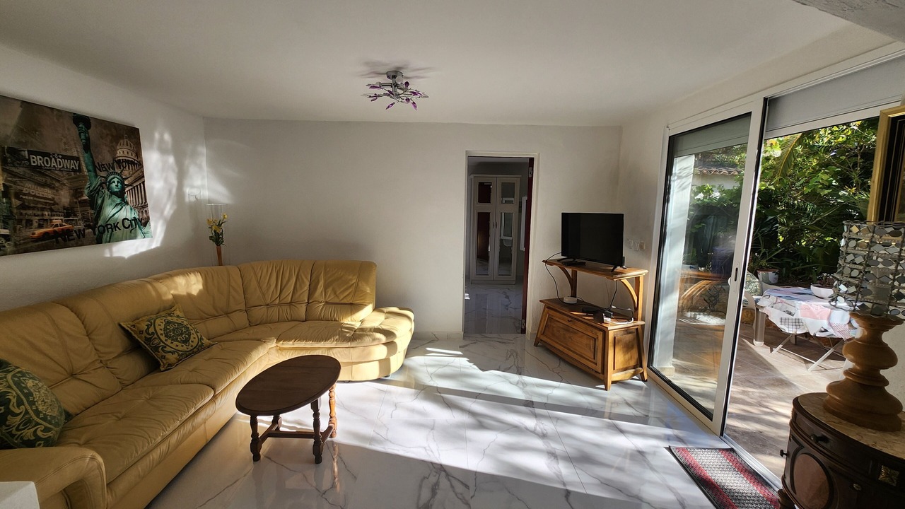 Photo of Livingroom in Plage de la Garonnette