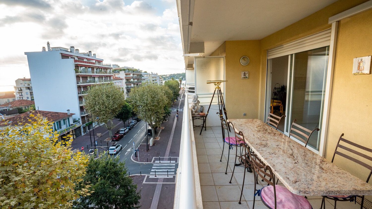Photo of Patio Balcony in Antibes Old Town
