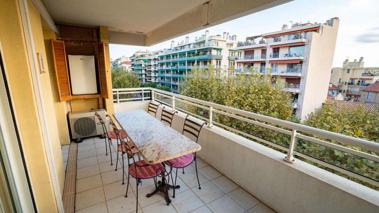 Photo of Patio Balcony in Antibes Old Town