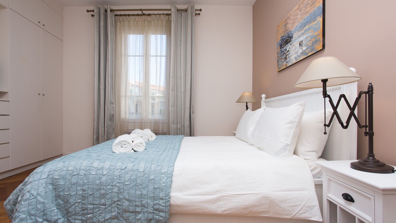 Photo of Bedroom in Musicians Quarter