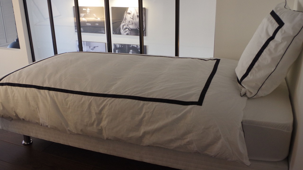 Photo of Bedroom in Cannes City Centre