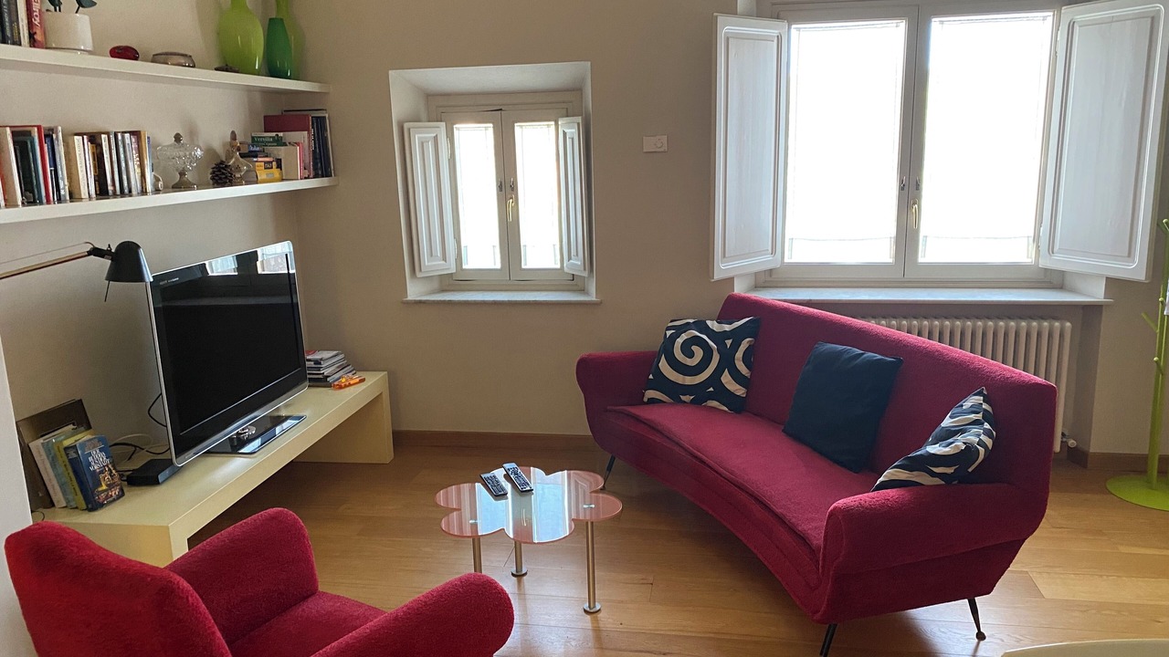 Photo of Livingroom in Lucca Historical Center