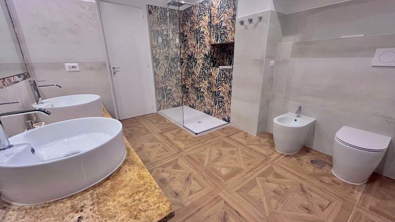 Photo of Bathroom in Rome City Centre