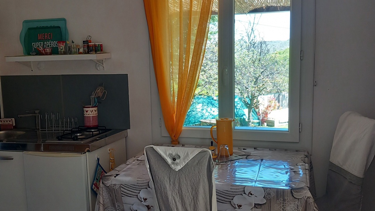 Photo of Kitchen in Bezaudun-les-Alpes