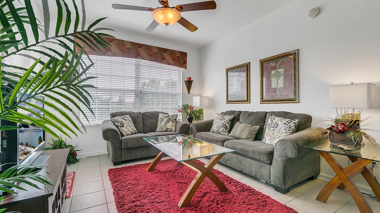 Photo of Livingroom in Windsor Hills