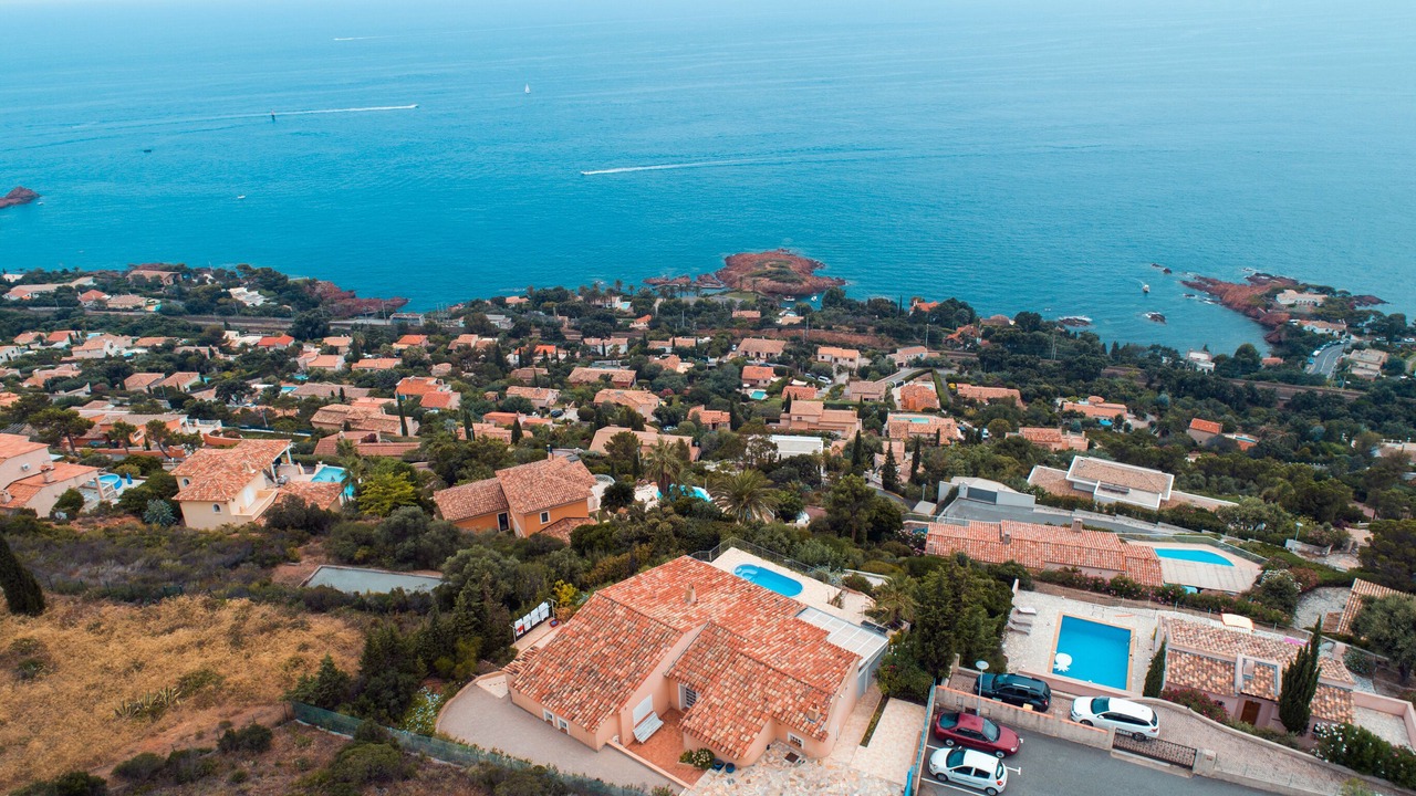 Photo of Outdoor in Antheor