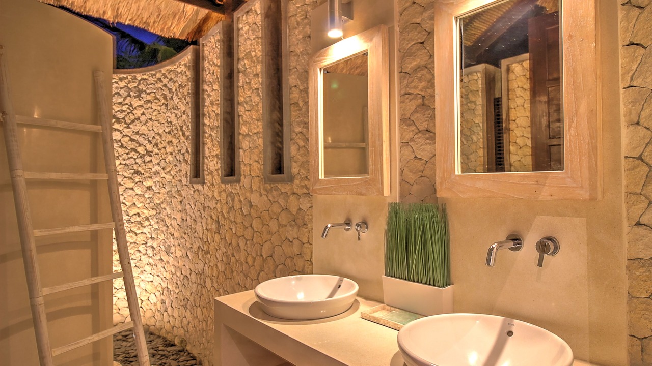 Photo of Bathroom in Dencarik