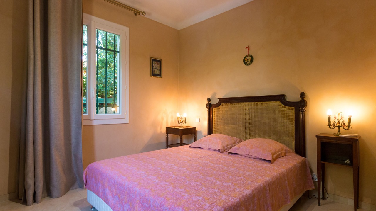 Photo of Bedroom in California - Pezou