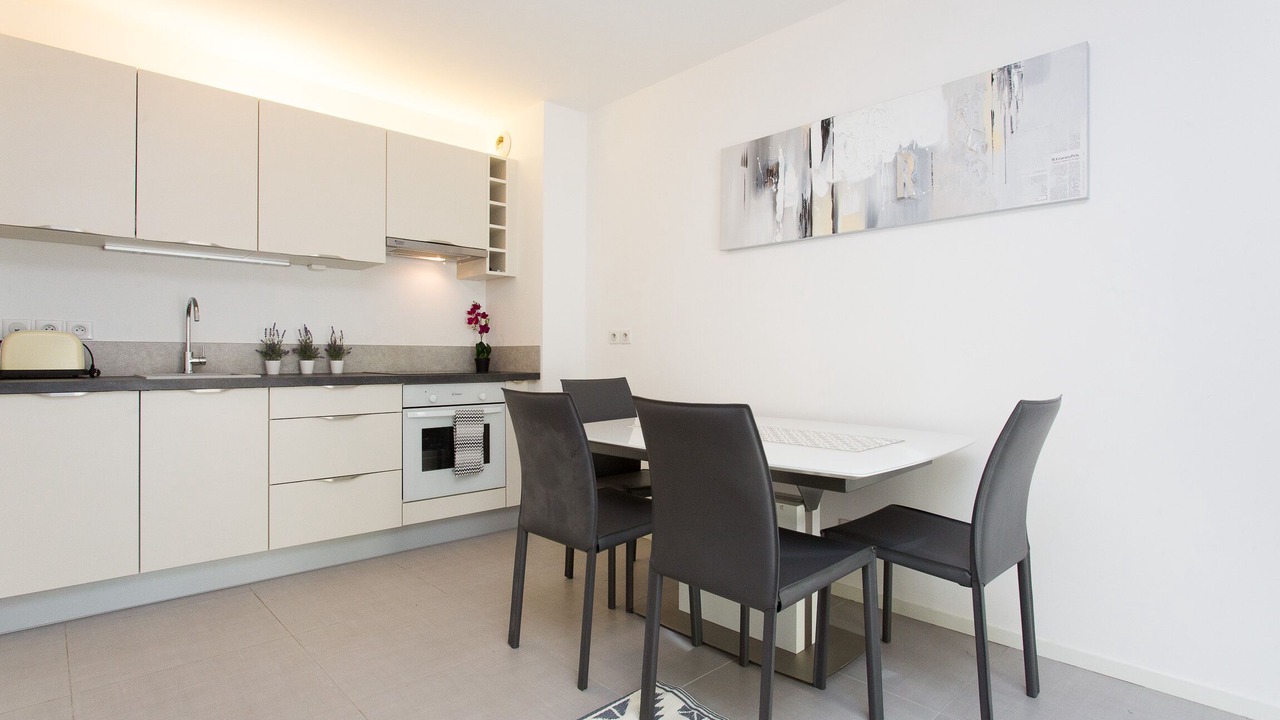 Photo of Bedroom in Antibes City Centre