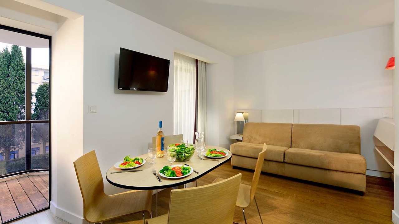 Photo of Livingroom in Cannes City Centre