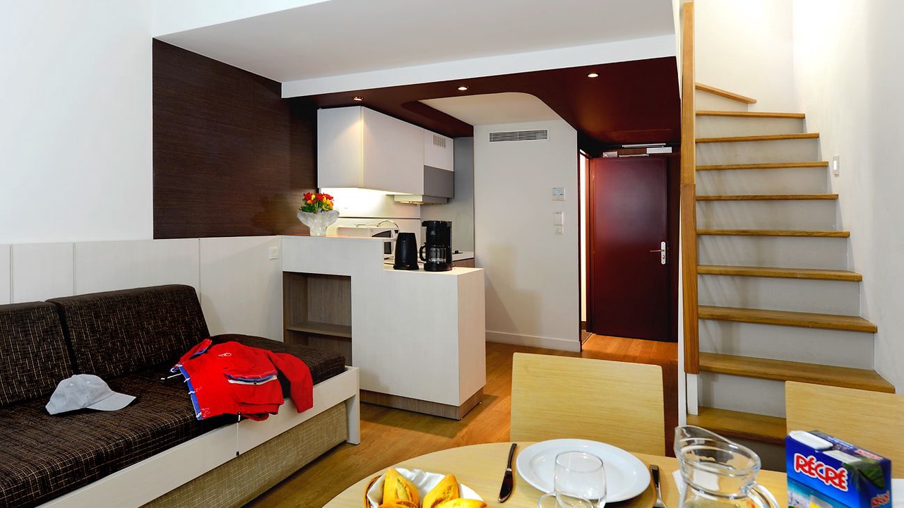 Photo of Bedroom in Cannes City Centre
