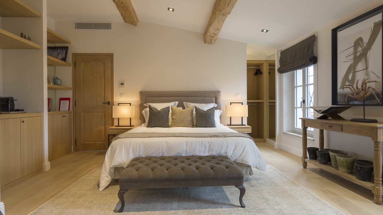 Photo of Bedroom in Mougins Town Centre