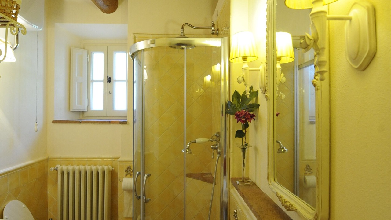 Photo of Bathroom in Villabuona