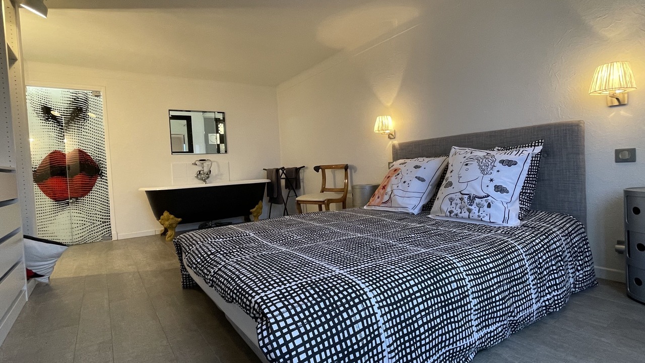 Photo of Bedroom in Golfe Juan