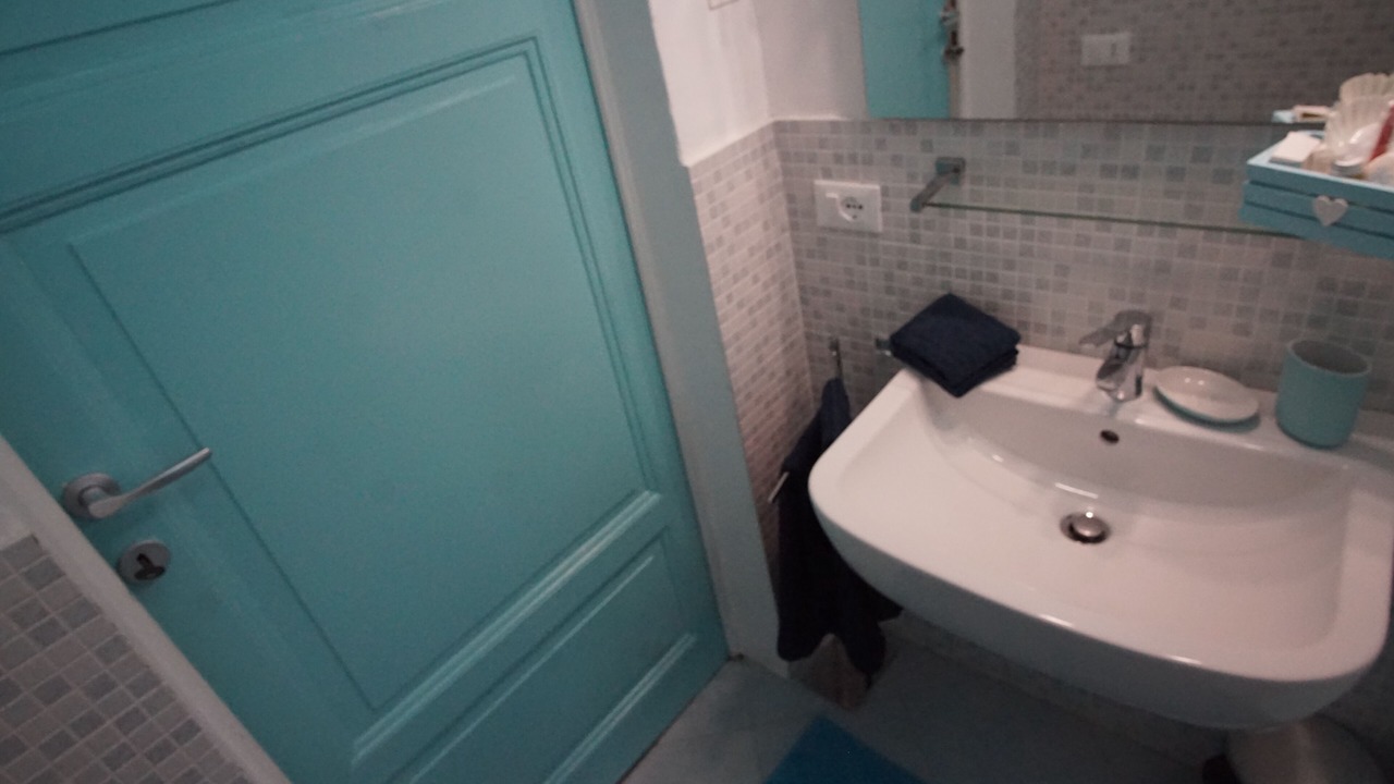 Photo of Bathroom in Vada