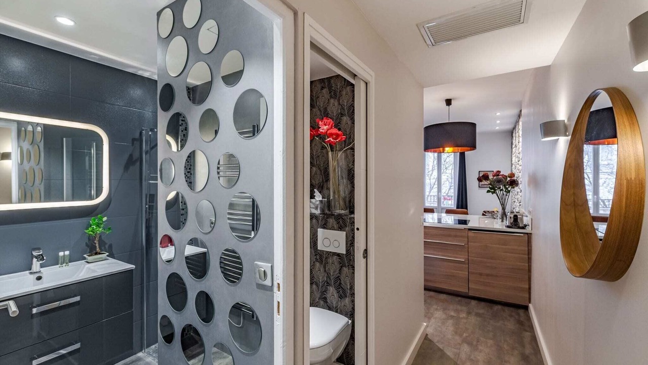 Photo of Bathroom in Cannes City Centre