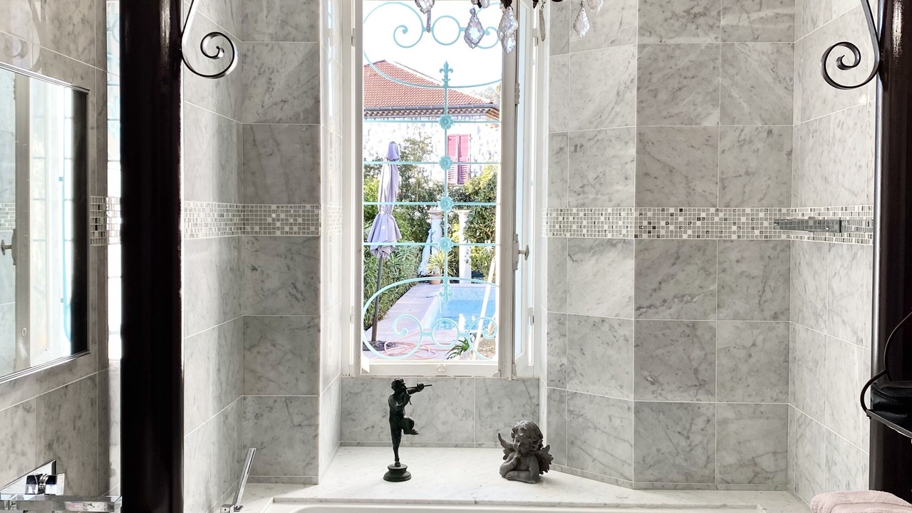 Photo of Bathroom in Mont Boron