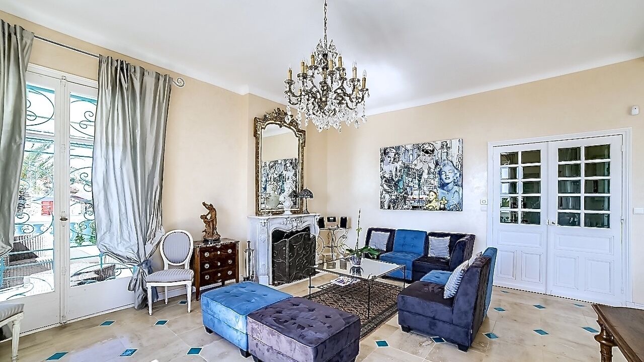 Photo of Bedroom in Mont Boron
