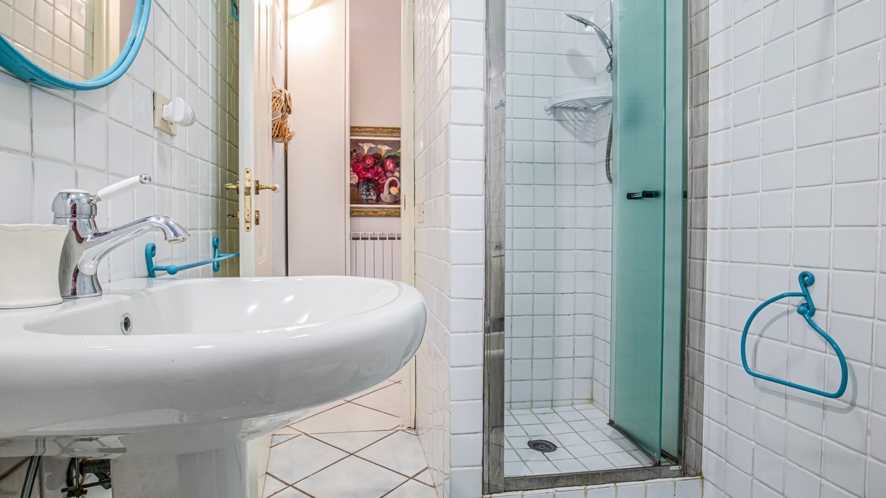 Photo of Bathroom in Capoliveri