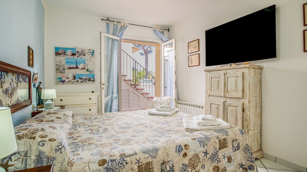 Photo of Bedroom in Capoliveri