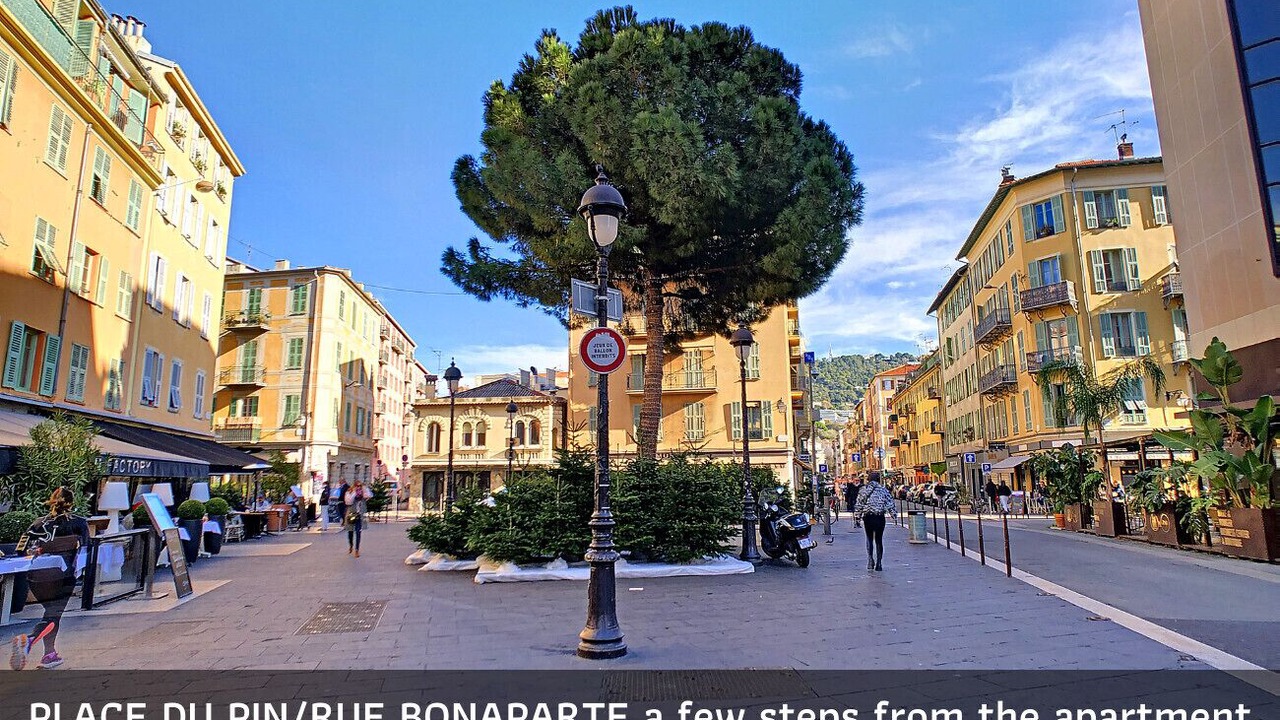 Photo of Others in Quartier du Port