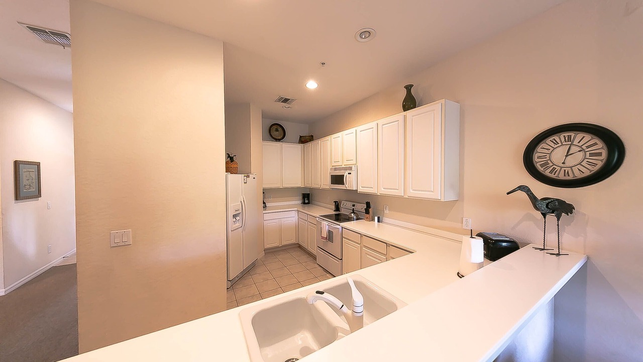 Photo of Kitchen in Lake Davenport Estates