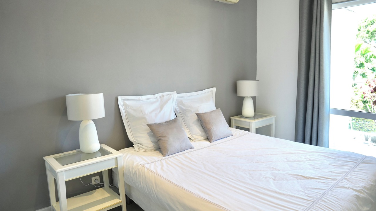 Photo of Bedroom in Saint-Tropez