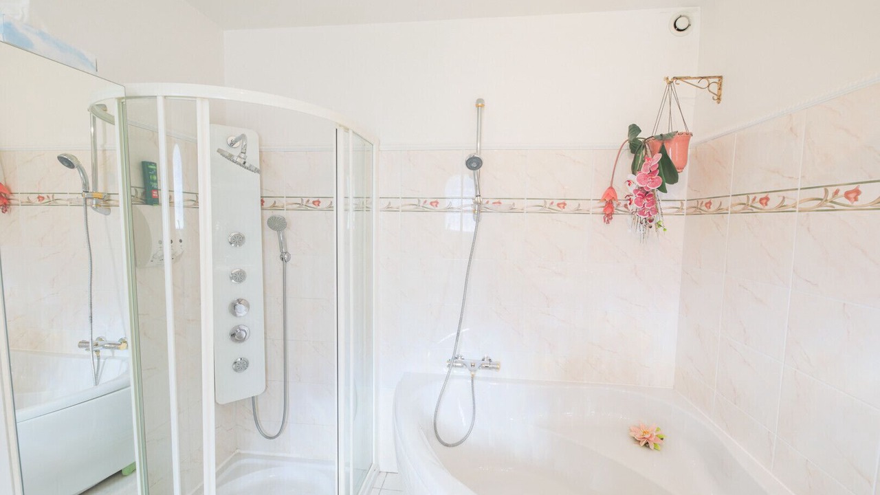 Photo of Bathroom in Saint Antoine