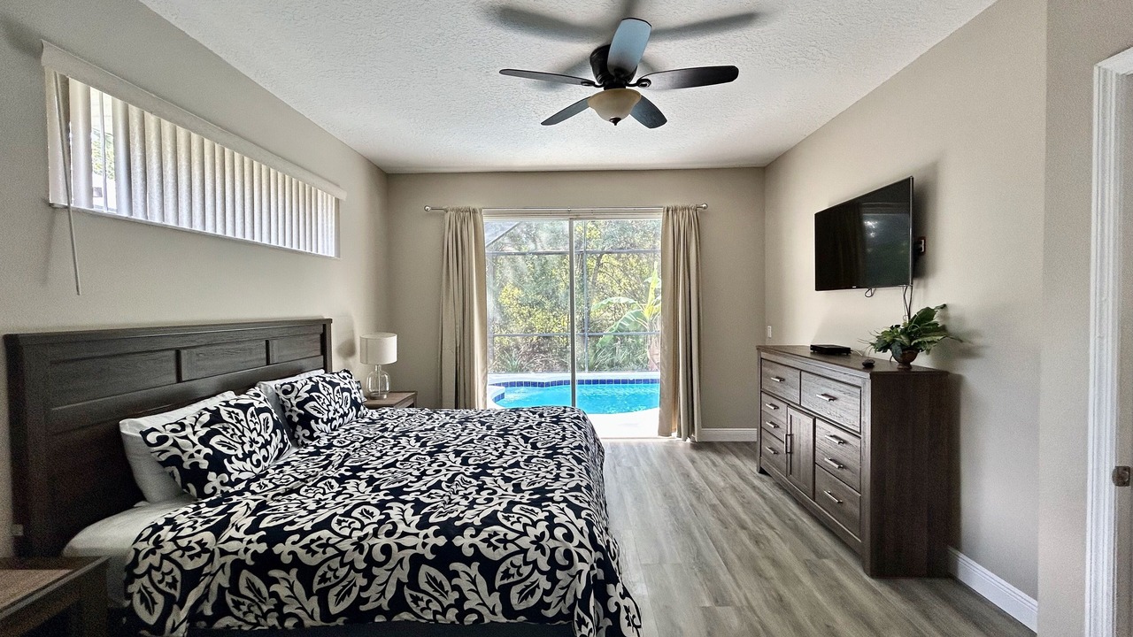 Photo of Bedroom in Sunset Lakes