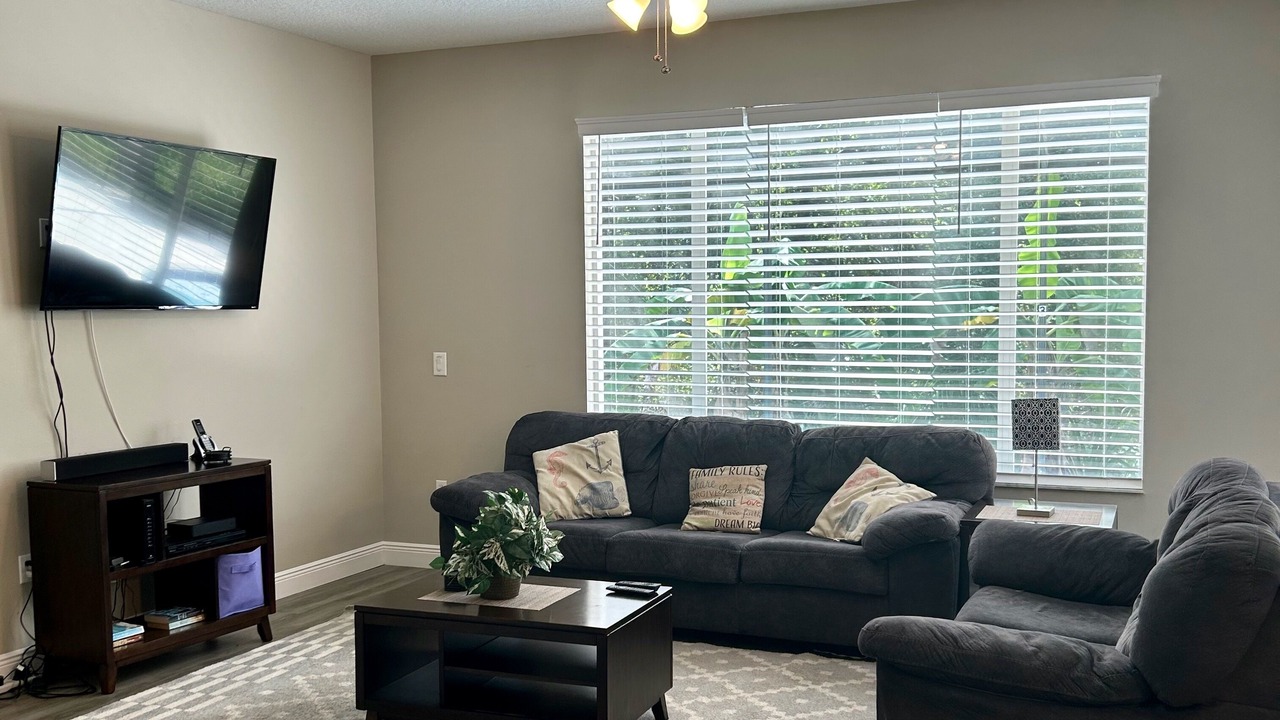 Photo of Livingroom in Sunset Lakes