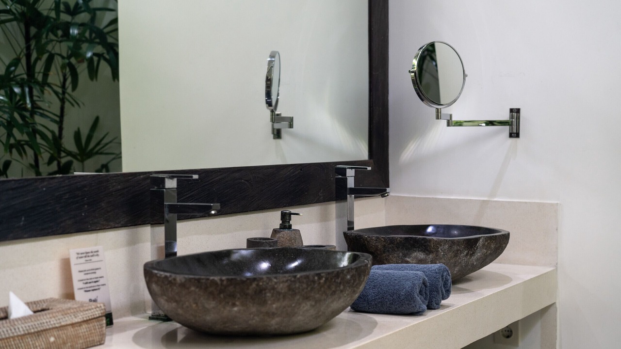 Photo of Bathroom in Sunset Road