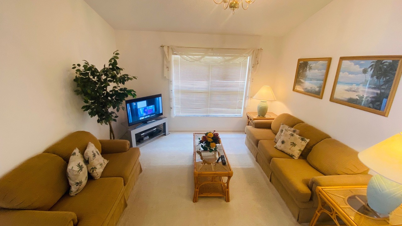 Photo of Livingroom in Bay Lake
