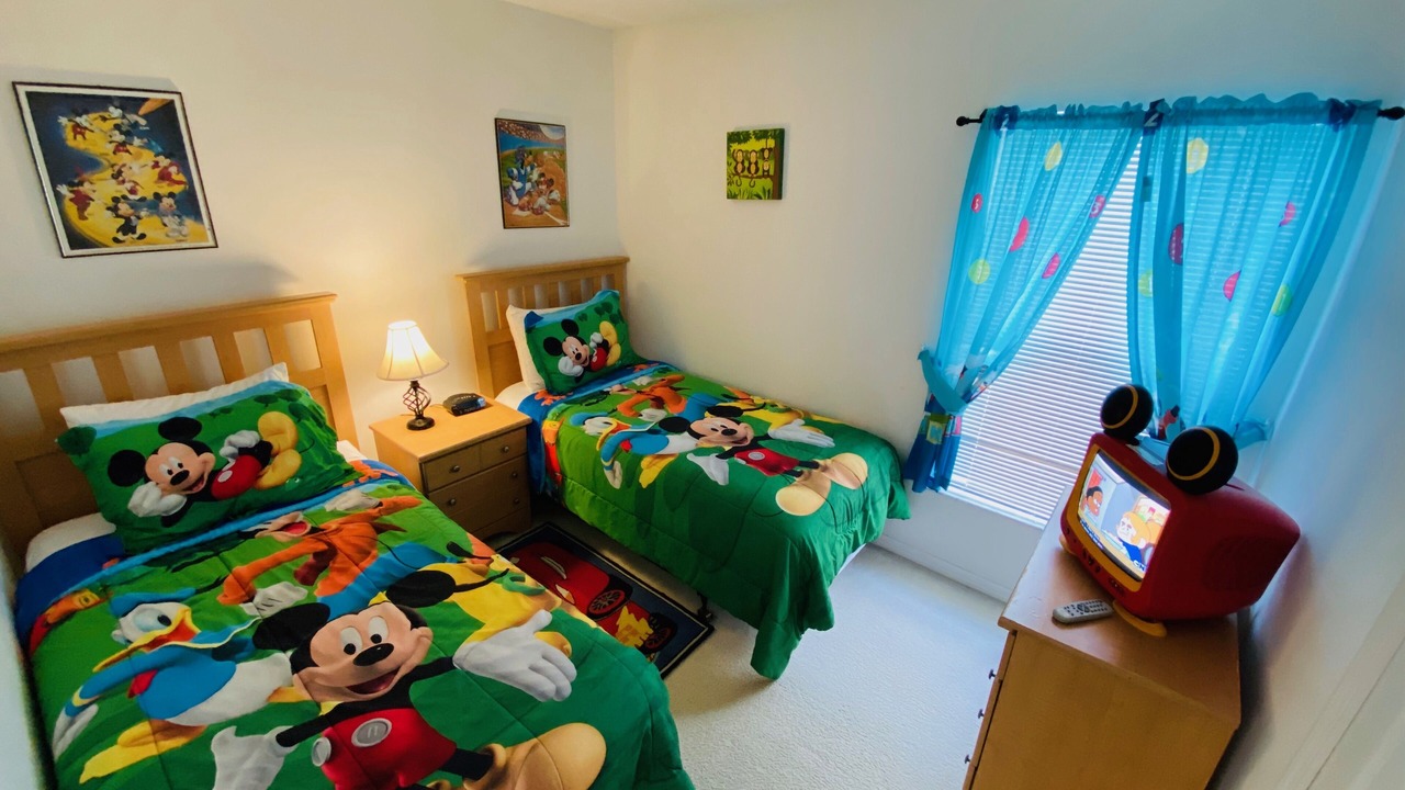 Photo of Bedroom in Bay Lake