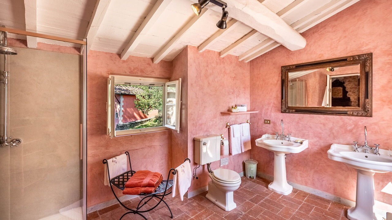 Photo of Bathroom in Lucca