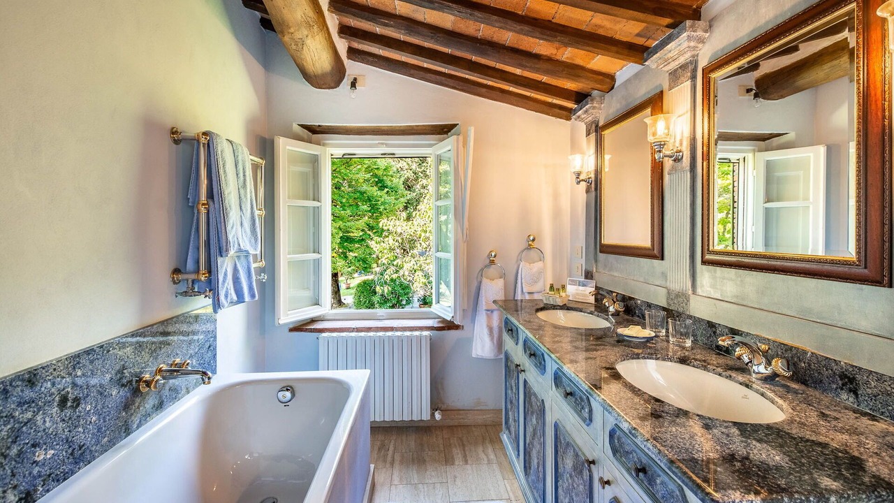 Photo of Bathroom in Lucca