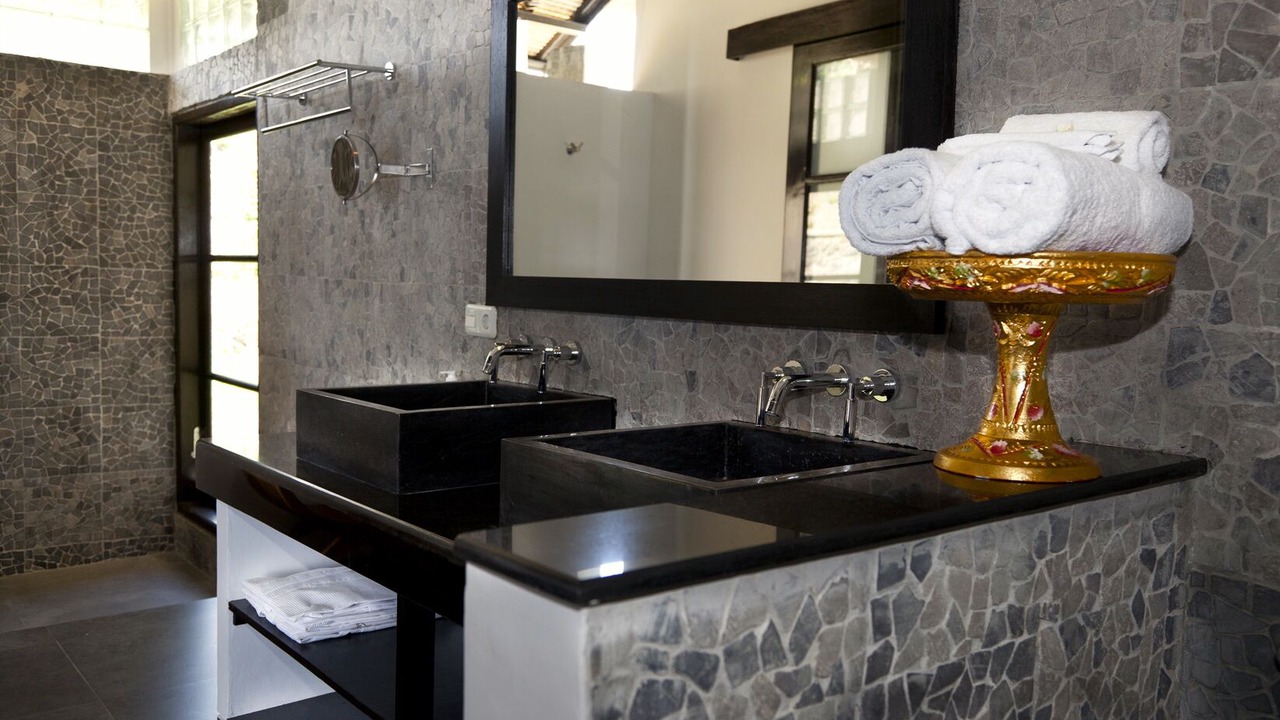 Photo of Bathroom in Temukus