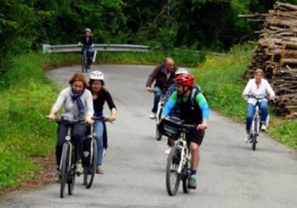 Photo of Others in Tresana