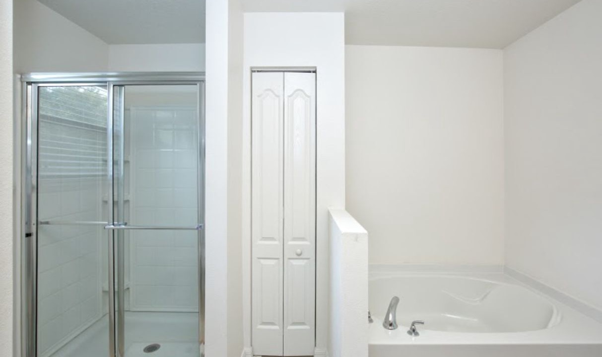 Photo of Bathroom in Cypress Pointe