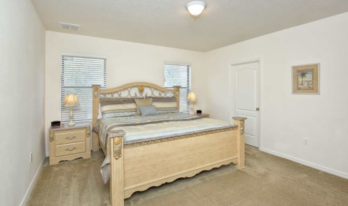 Photo of Bedroom in Cypress Pointe