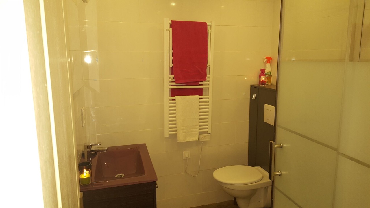 Photo of Bathroom in Cannes City Centre