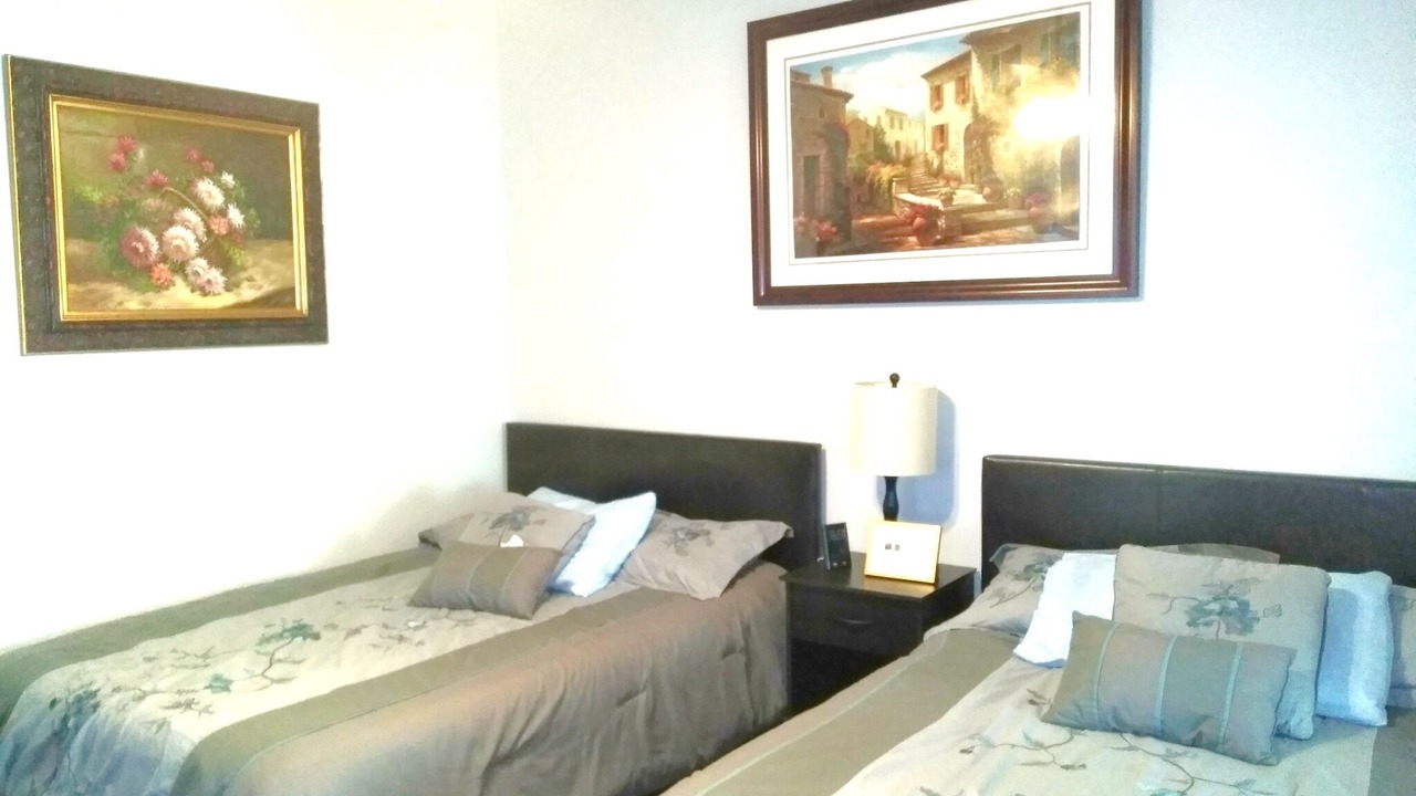 Photo of Bedroom in Woodridge