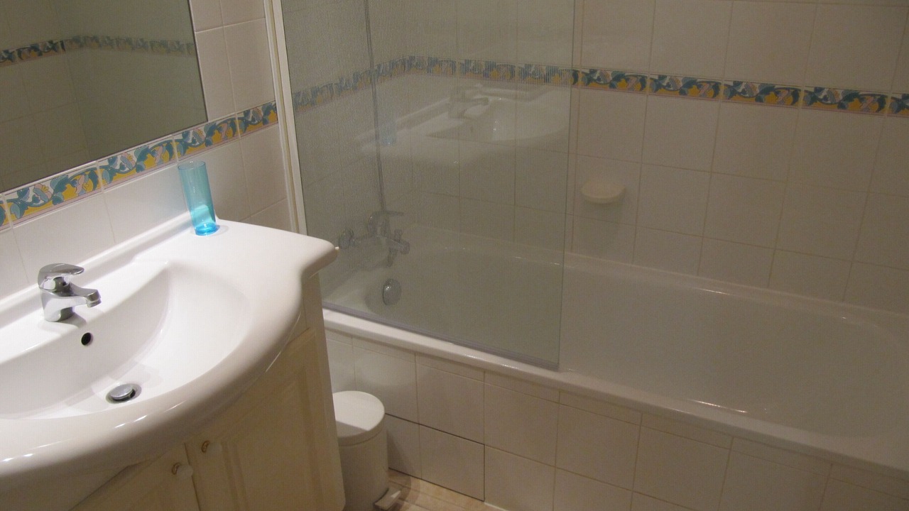 Photo of Bathroom in Beausoleil