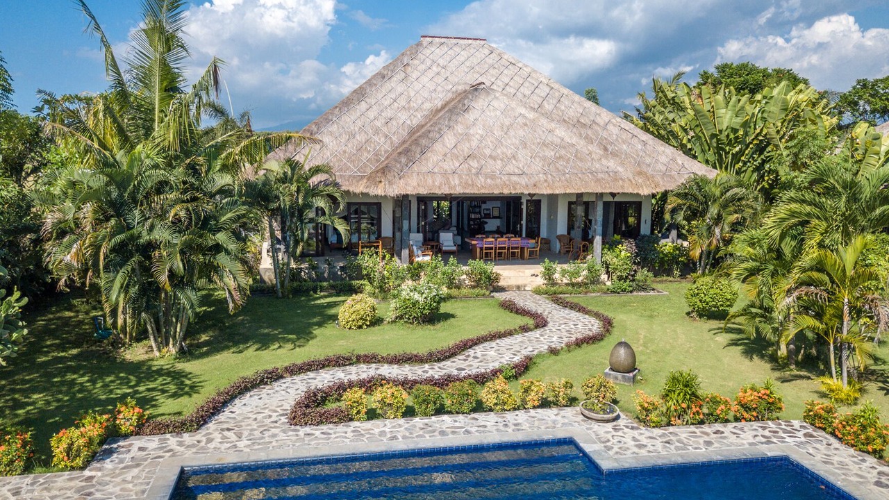 Photo of Outdoor in Umeanyar